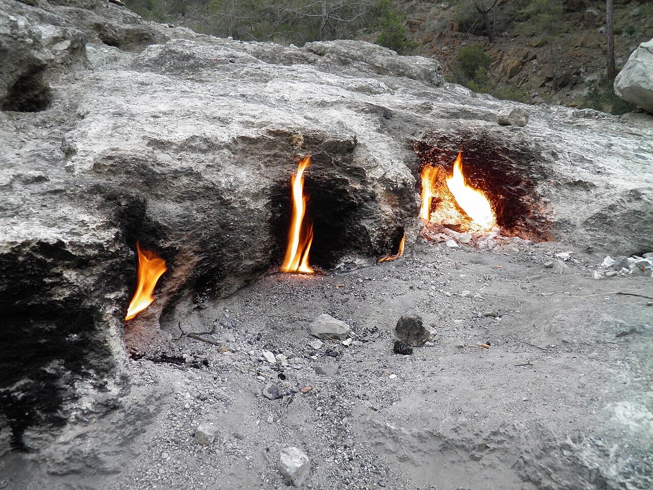 Yanartaş (Chimaera)