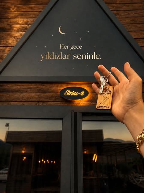 Araz Wooden Concept'te yıldızlı bir Adrasan gecesi